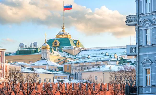 Небето над Москва пламна: Стотици дронове удариха руския регион