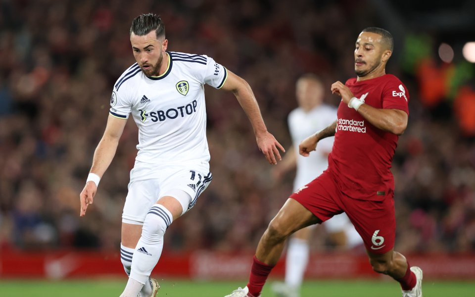 Отборите на Ливърпул и Лийдс Юнайтед играят при резултат 1:1