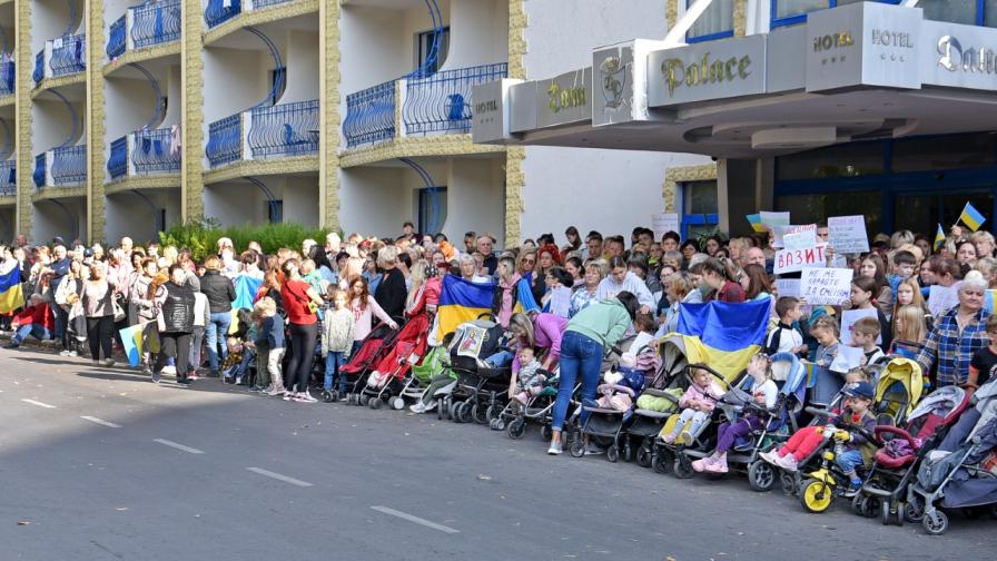 Какво става, 400 хил. избягаха от Украйна за седмица
