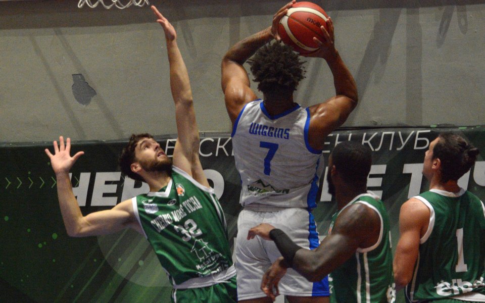Черно море Тича допусна първа загуба в Националната баскетболна лига.
