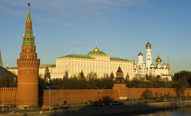 <p> „Срив“ на летищата в Москва заради украински дронове</p>