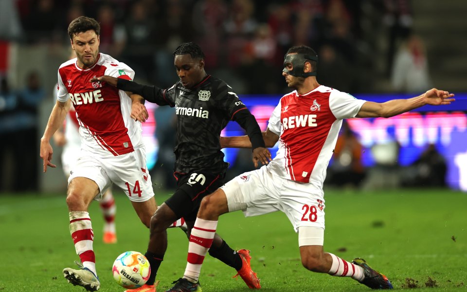 Байер Леверкузен преодоля дефицит от 0:1 и спечели с 2:1