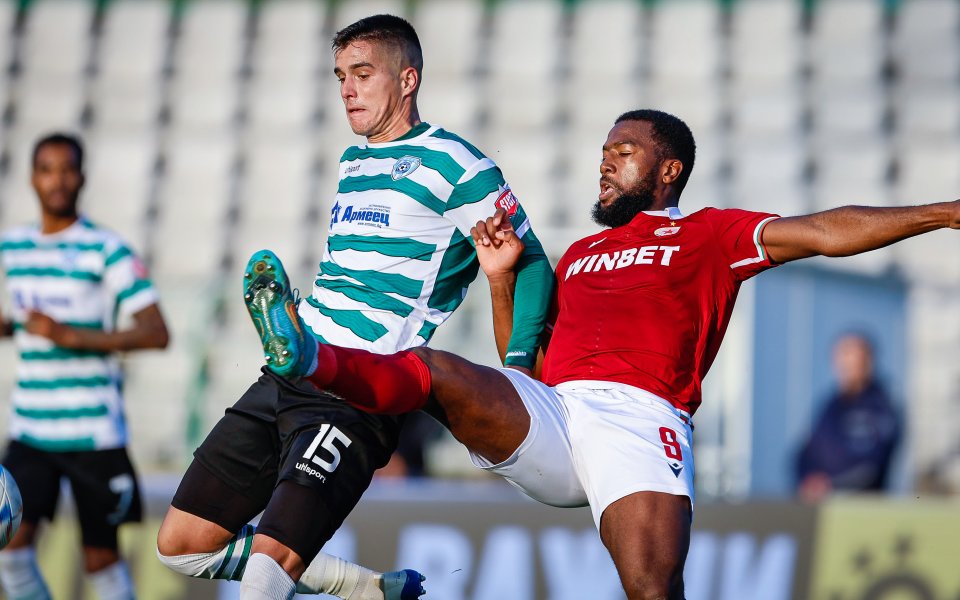 Черно море обмисля да предложи нов договор на Петър Босанчич,