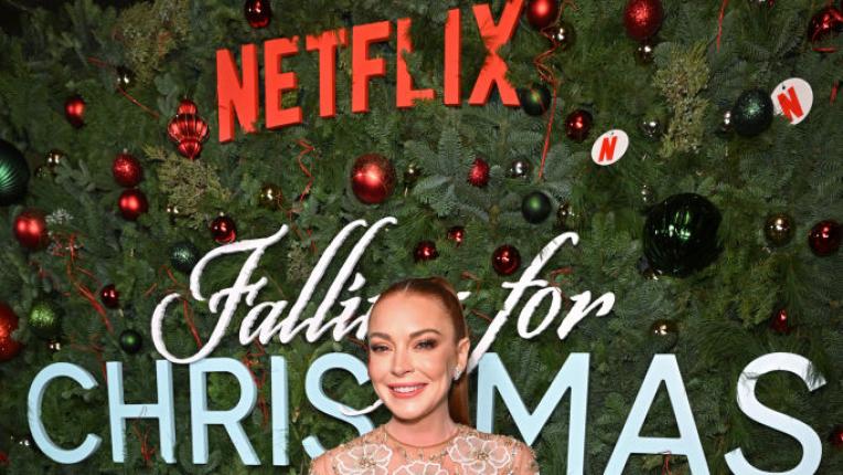  Линдзи Лоън на премиерата на кино лентата Falling for Christmas 
