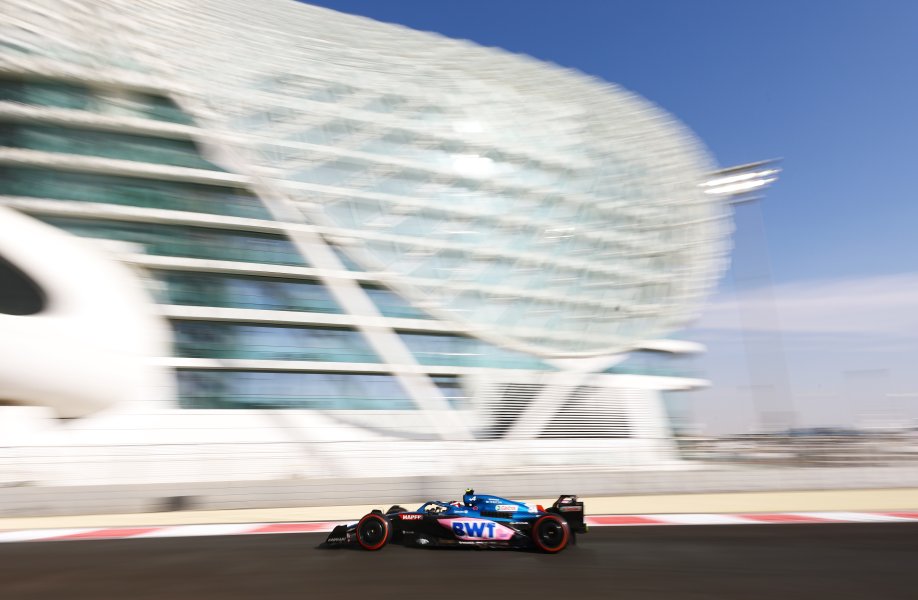 Първа свободна тренировка преди Гран при на Абу Даби1