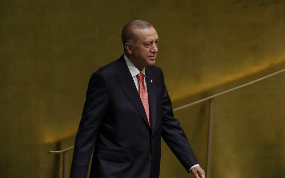 Ердоган ще присъства на откриването на Мондиал 2022