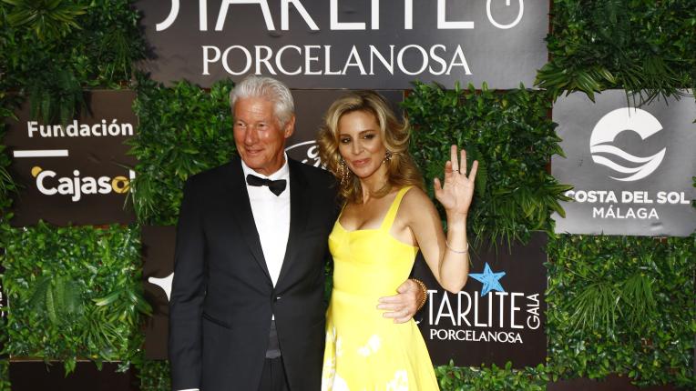  Милите моменти на Ричард Гиър и брачната половинка му Алехандра Силва под прожекторите 