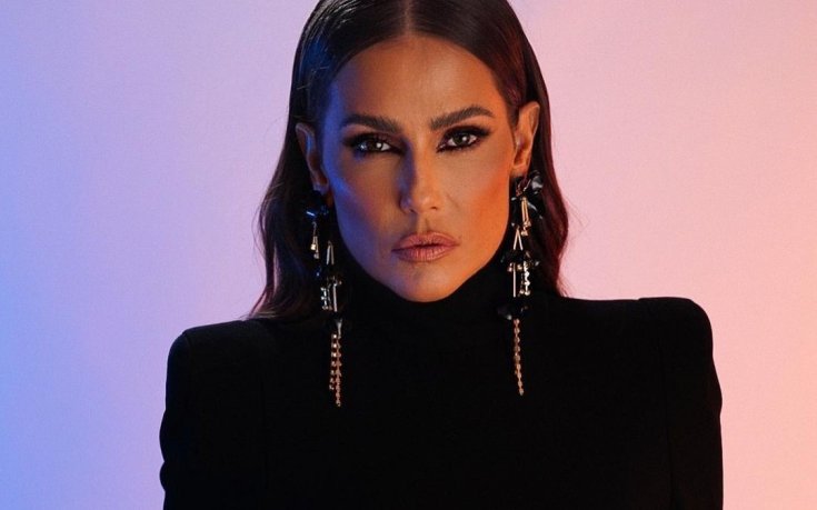 Разкрепостена актриса засенчи Неймар и компания