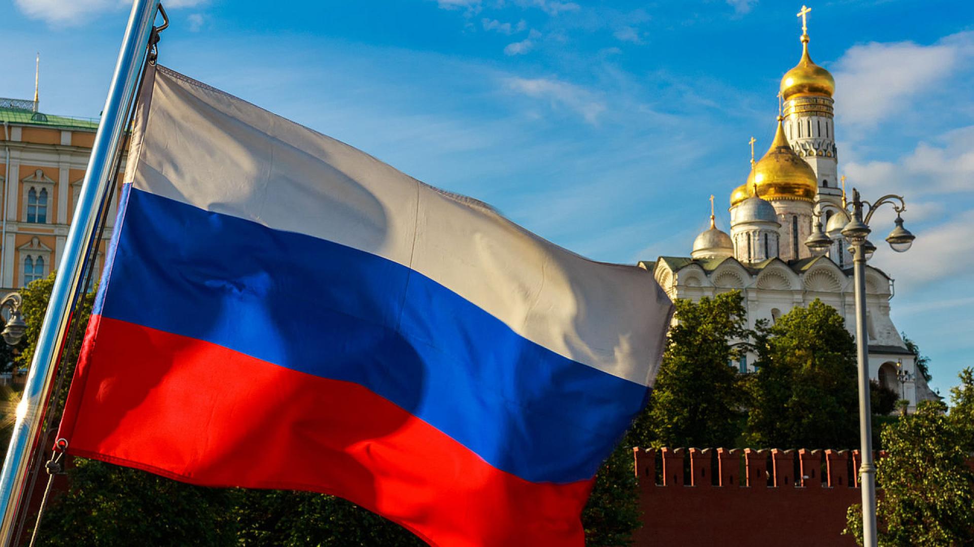 Руският президент Владимир Путин каза че постоянно обмисля кой би