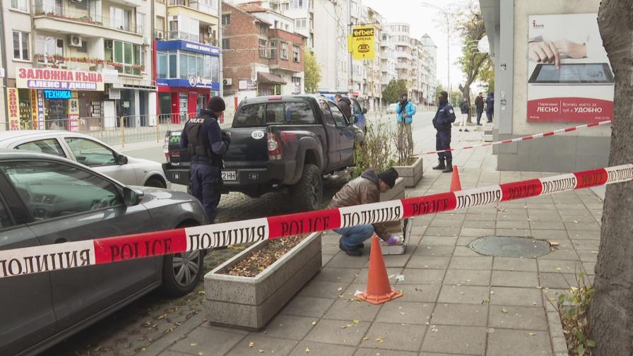 Оперират по спешност мъж, нападнат от трима в Бургас