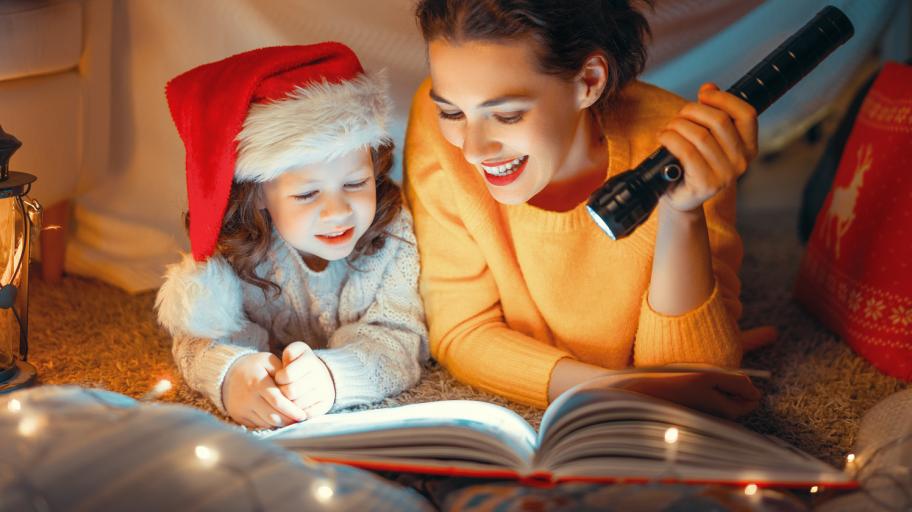 Коледни книжки, с които да възпиташ у детето си духа на празника