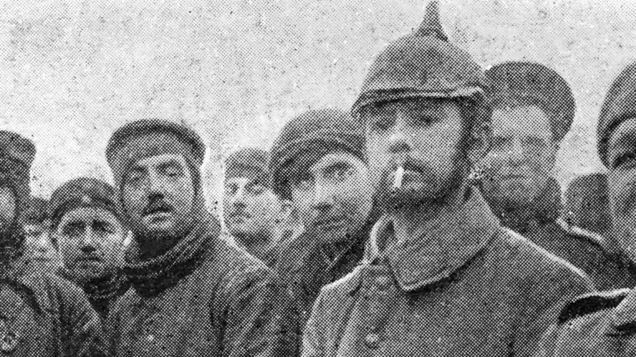 <p>Да празнуваш с врага: Коледното чудо на Първата световна война</p>
