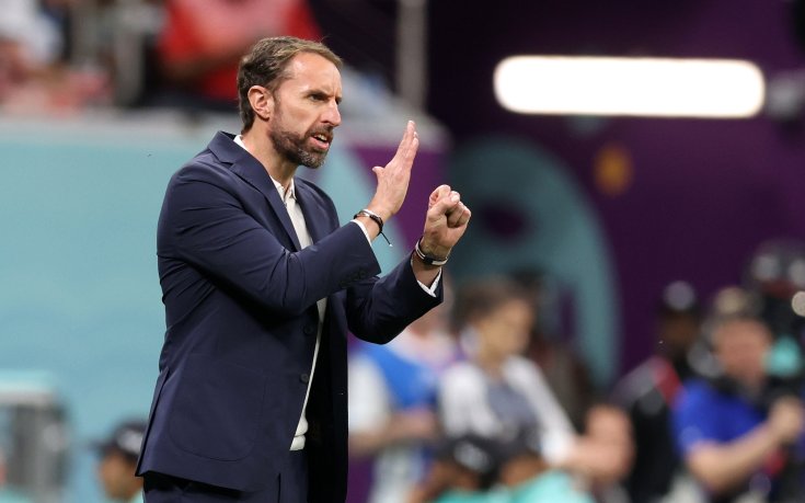 Саутгейт с обезпокоителни думи за Стърлинг