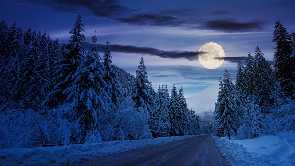 студена луна зима сняг пълнолуние