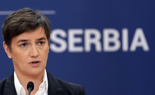 Ана Бърнабич: Сърбия има право и намерение да върне силите си в Косово