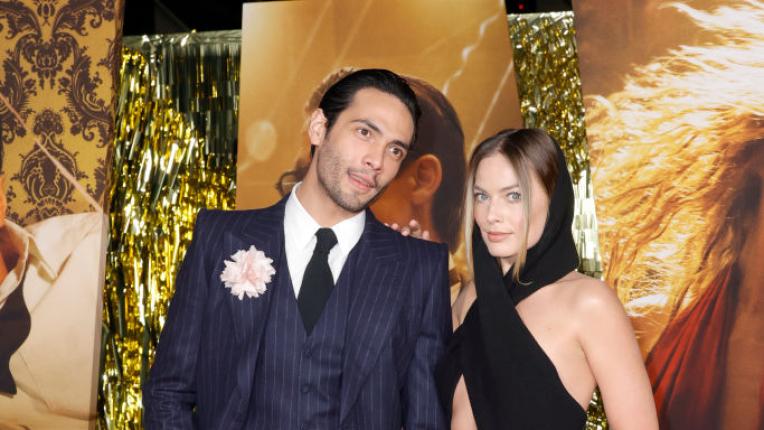  Блясък от остарелия Холивуд: Марго Роби на премиерата на кино лентата 