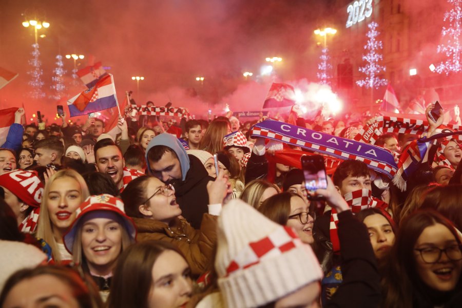 100 000 посрещнаха Хърватия в Загреб1
