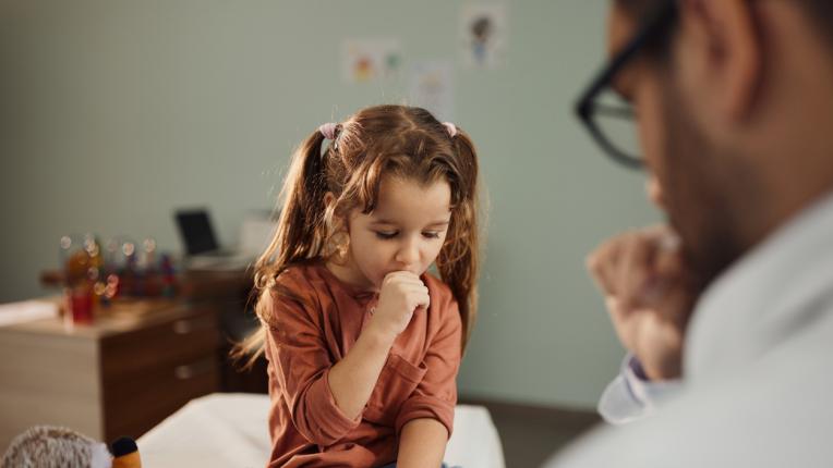 Внезапна задушаваща кашлница при ларингит - шумният ужас за родителите