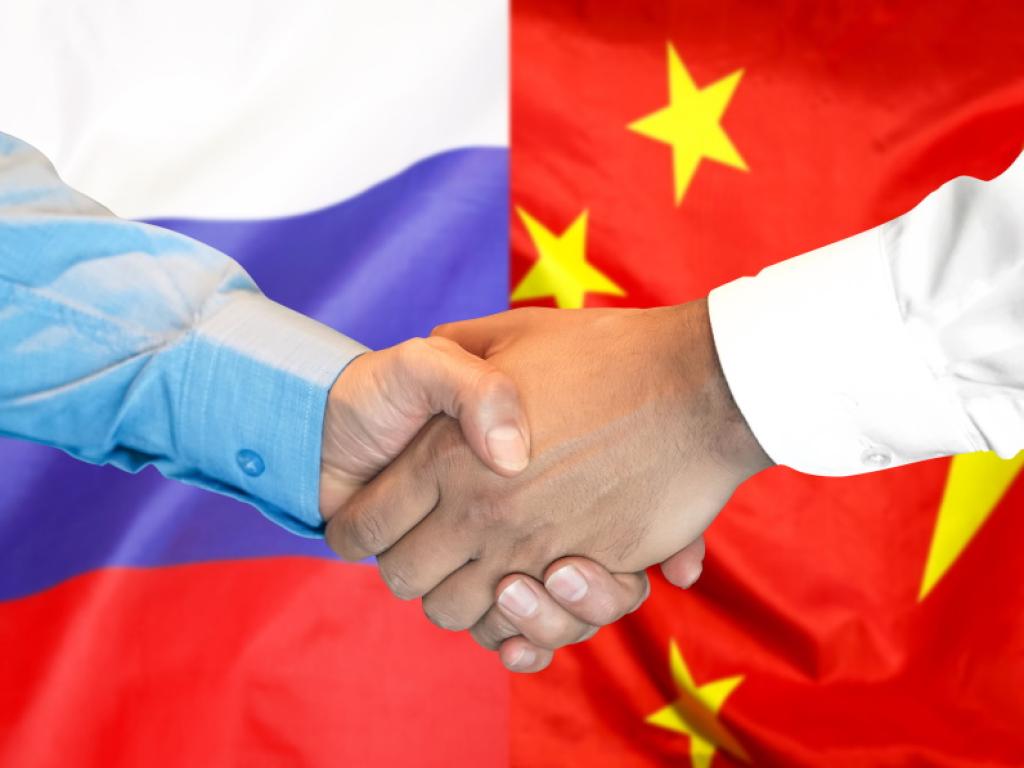 Китай желае да работи с Русия за насърчаване на нови
