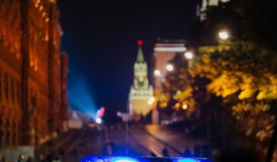 Кървава драма в Русия: Ученик прободе смъртоносно с нож учителка