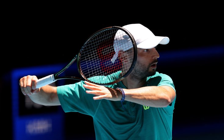 Кузманов почва с квалификант в Индия