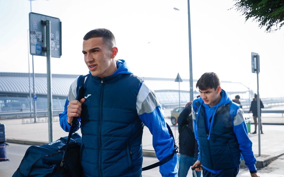 Левски е получил предложения от четири различни държави за вратаря