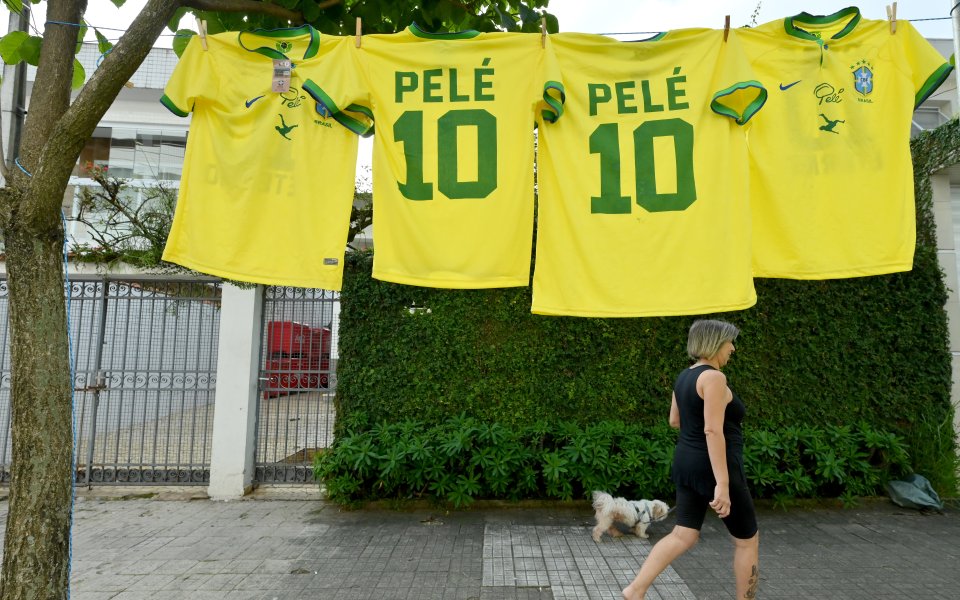 Кабо Верде стана първата страна, кръстила стадион на името на