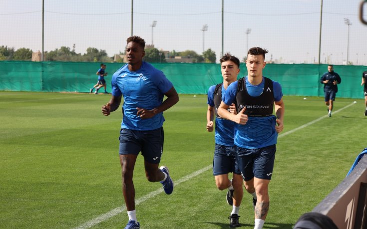 Левски тренира двуразово в Дубай (видео и снимки)