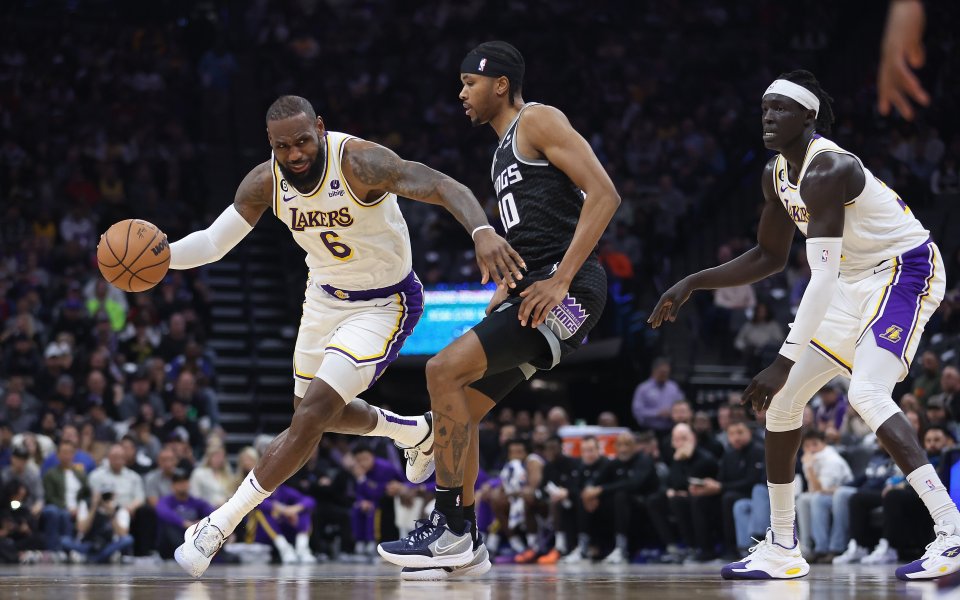 Отборът на Ел Ей Лейкърс продължи с добрите си изяви