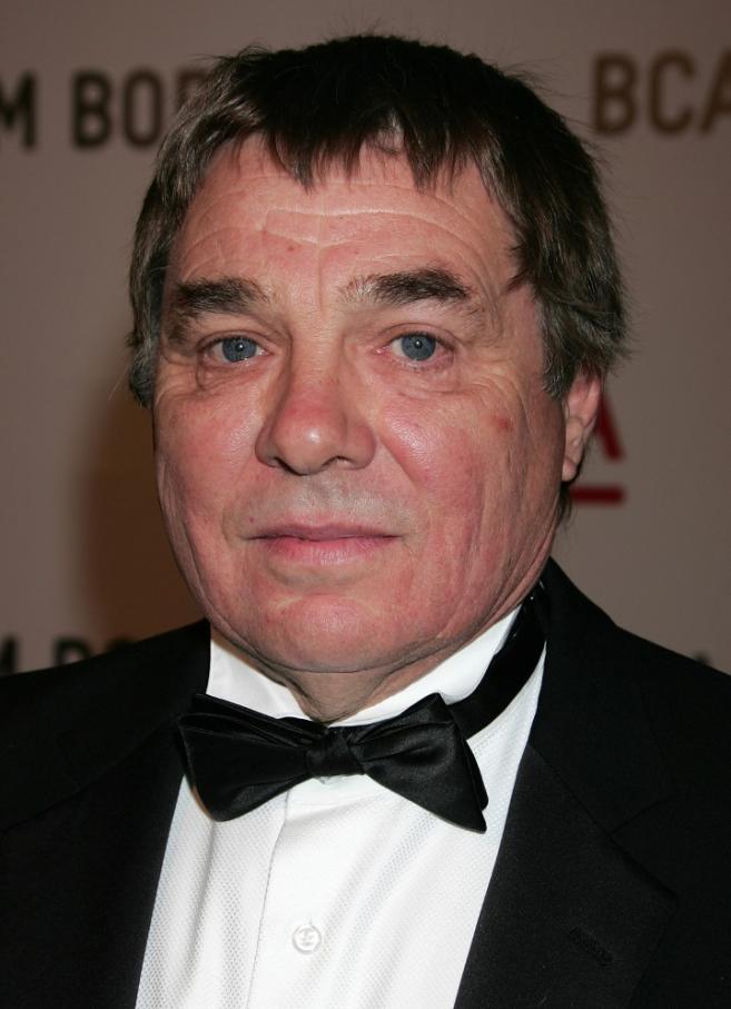  Крис Бърдън 