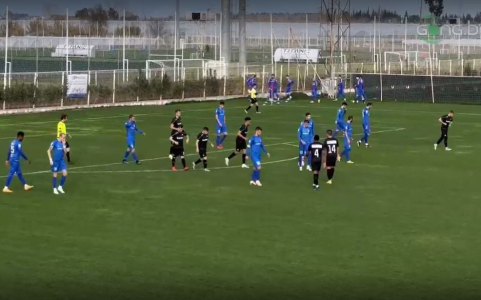 Славия и Младост Лучани играят при резултат 1:1 в приятелски