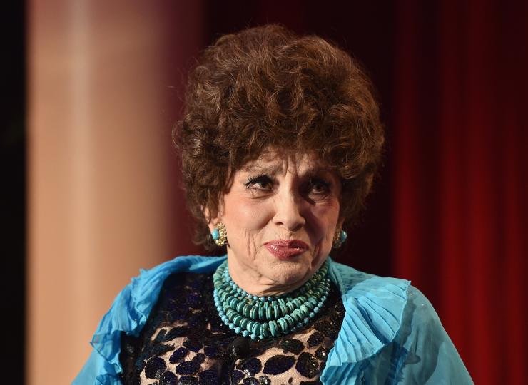 Прелестната Джина Лолобриджида през годините - снимка 23