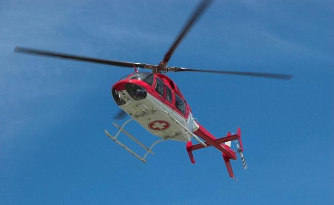Първият хеликоптер за спешна помощ пристигна в България