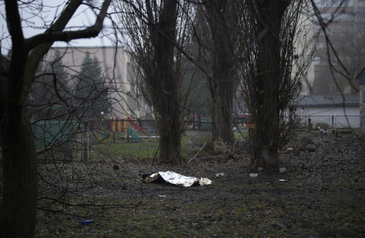 <p>Хеликоптер се разби в Киев, вътрешният министър на Украйна е сред загиналите</p>