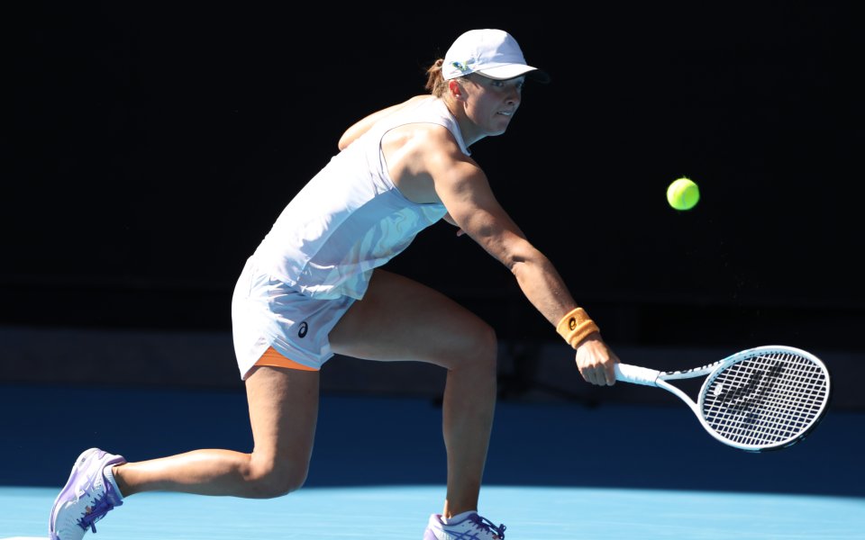 Световната номер 1 Ига Швьонтек се класира за осминафиналите на