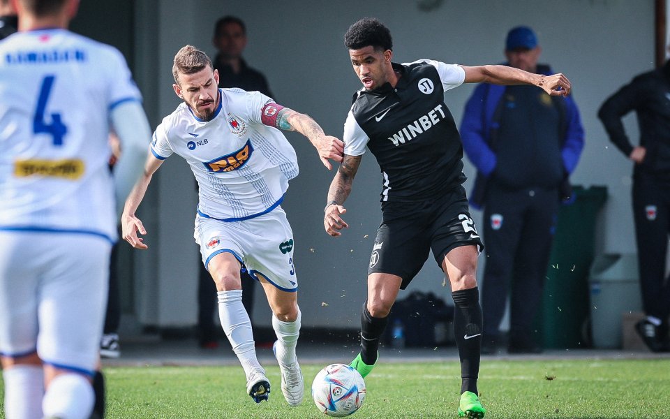 Отборът на Локомотив Пловдив загуби с 1:3 от Прищина.в приятелски