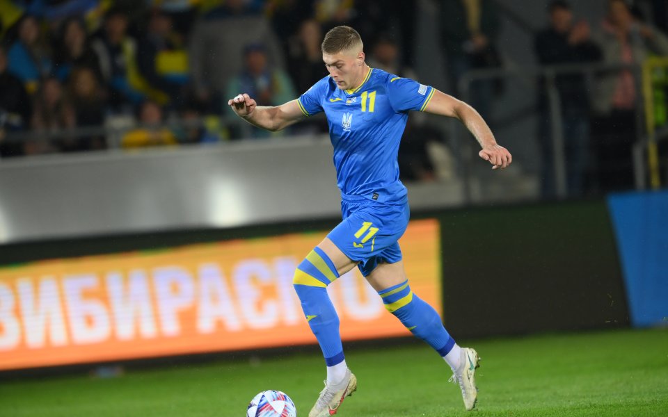 Евертън иска да се подсили с украинския национал Артьом Довбик.