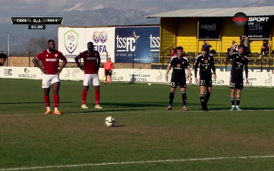 ЦСКА изравни резултата срещу Шахтьор Караганда чрез Дюкенс Назон. Нападателят