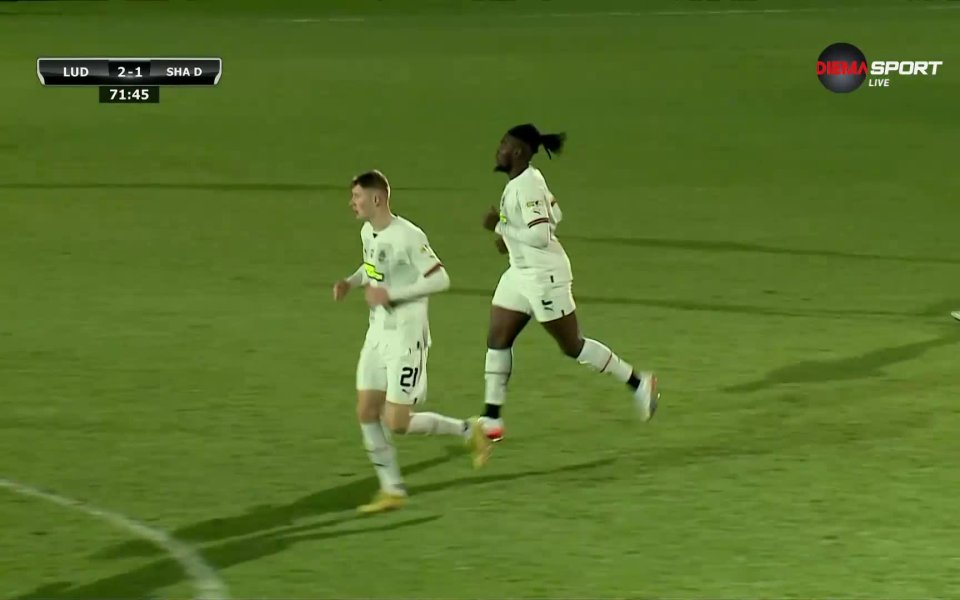 В 72-ата минута украинският тим върна едно попадение, което породи