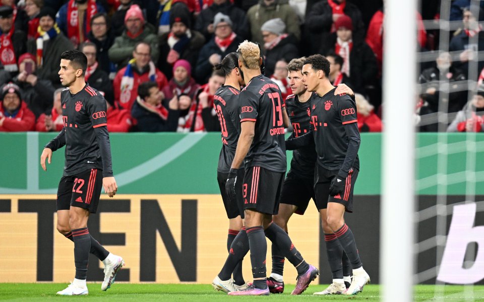 Байерн Мюнхен разгроми с 4:0 Майнц 05 в двубой от осминафиналите за Купата на Германия. Жоао