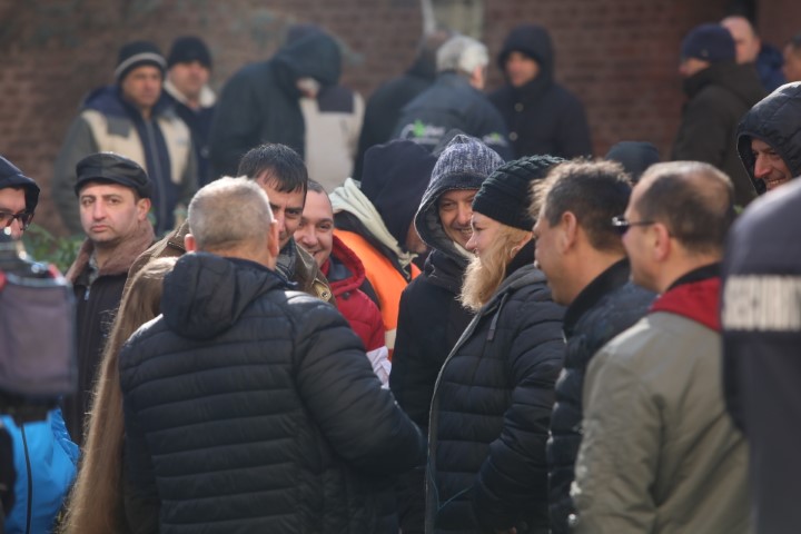 <p>Служители от градския транспорт излязоха на протест пред Столичната община</p>