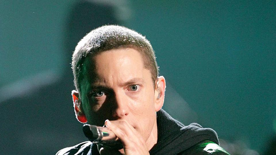 На 2 декември на 69-годишна възраст е починала Деби Нелсън, майката