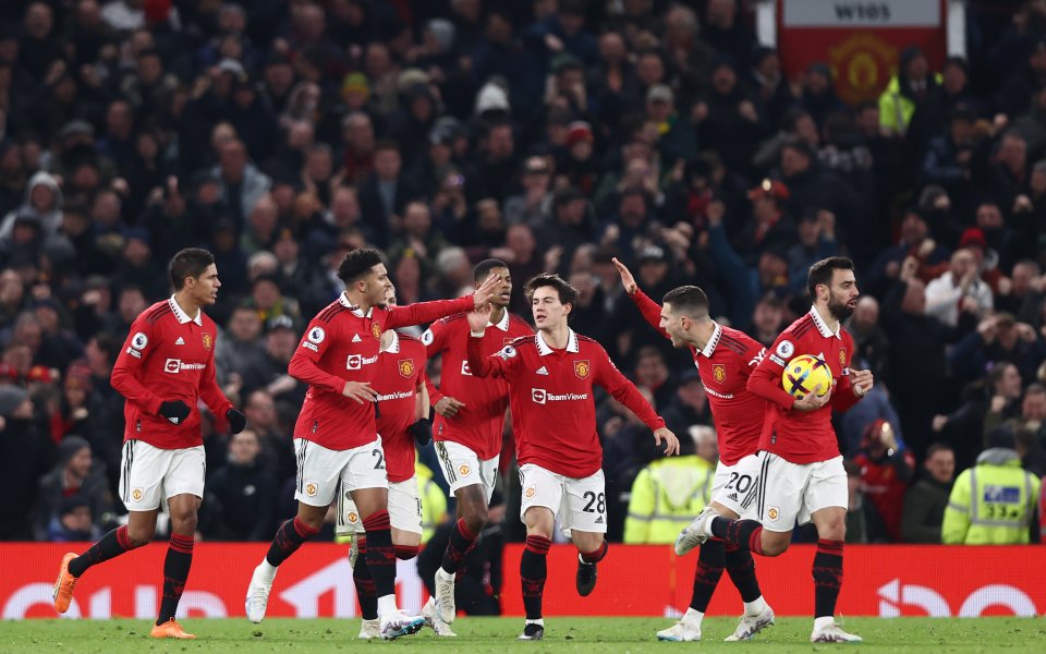 Мениджърът на Манчестър Юнайтед продължава да е поставен в трудна