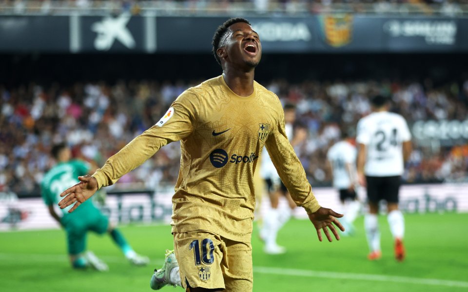 Манчестър Юнайтед все още има сериозен интерес да привлече нападателя