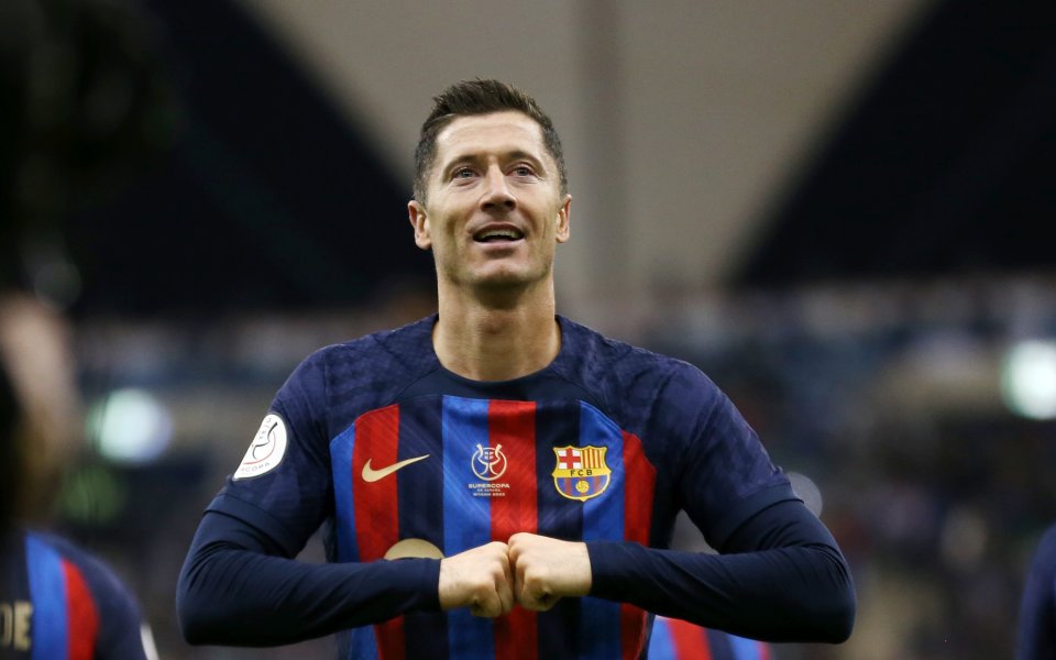 Полският нападател на Барселона - Роберт Левандовски, предупреди, че успешният