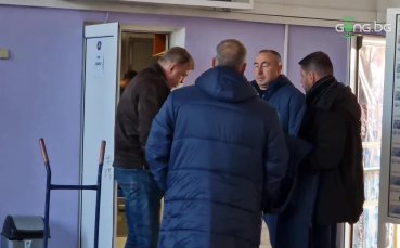 Сираков, Ивков и Стоилов в сериозен разговор след поражението от Черно море