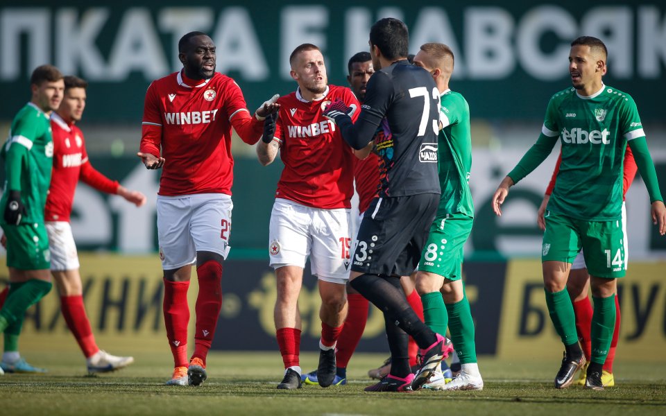 Бранителят на ЦСКА - Брадли де Нойер, спечели приза за