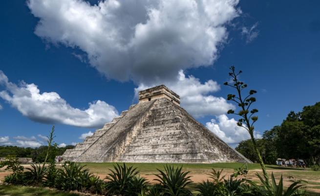 Мексико: Археолози откриха резиденции за елита в древния град на маите Чичен Ица