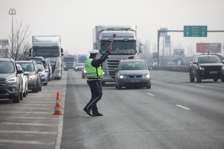 <p>Акция на &quot;Пътна полиция&quot; в цялата страна</p>