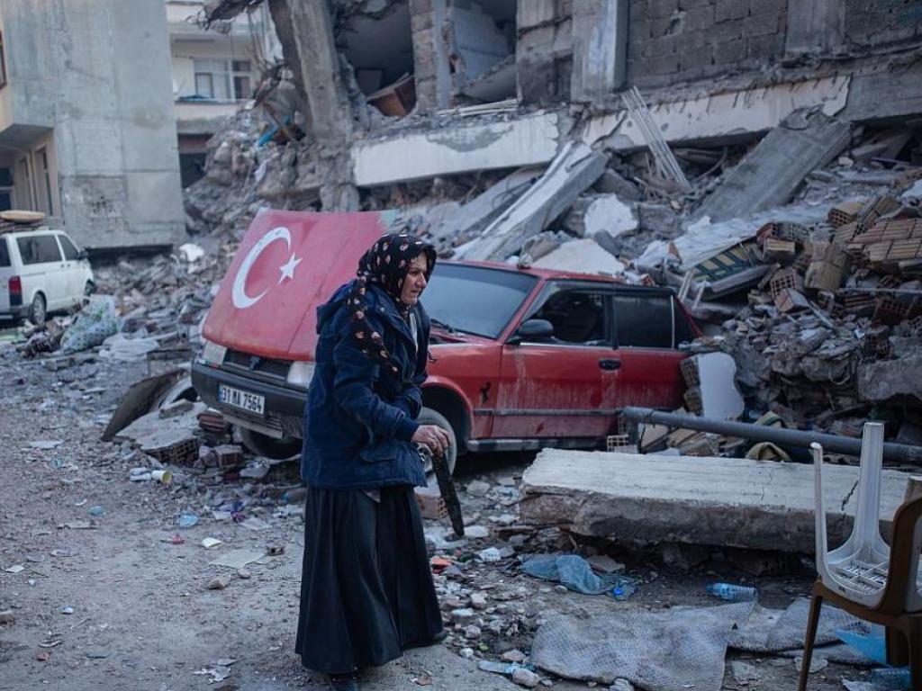 Отбелязва се първата годишнина от опустошителните земетресения в Югоизточна Турция
